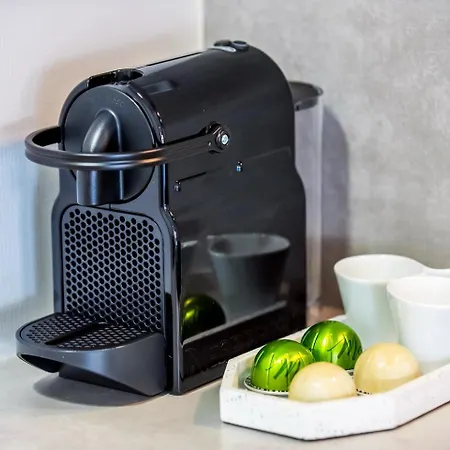 Ds Elegant شقة إرموبولّي