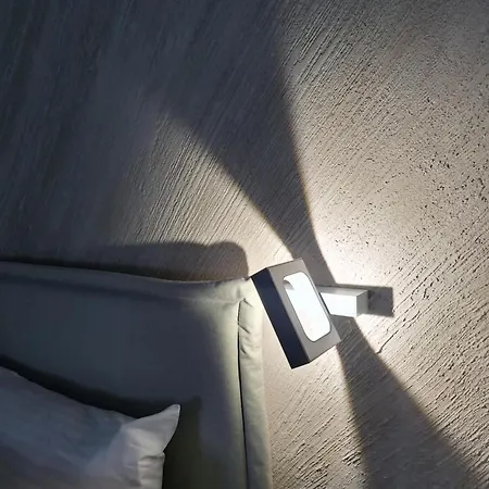 Ds Elegant إرموبولّي